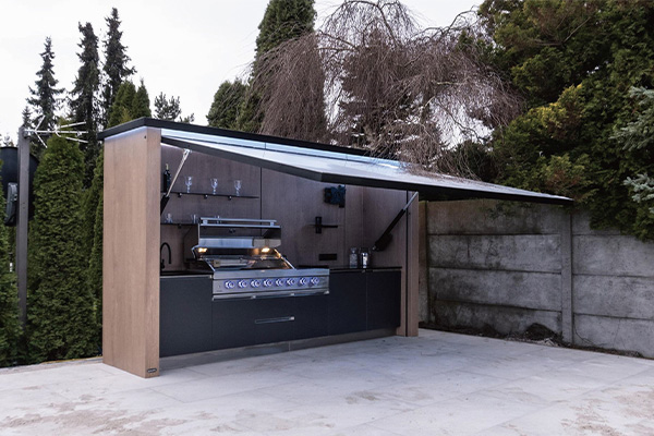 Outdoor Kitchen Case