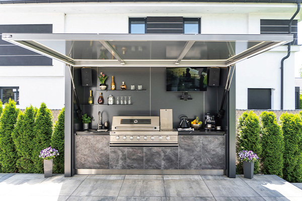 Outdoor Kitchen Case