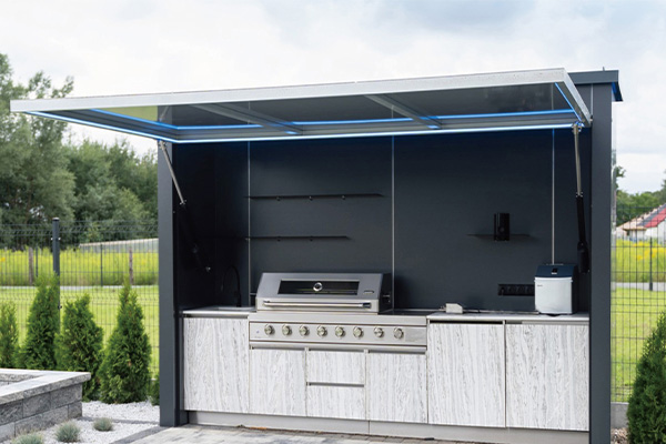 Outdoor Kitchen Case