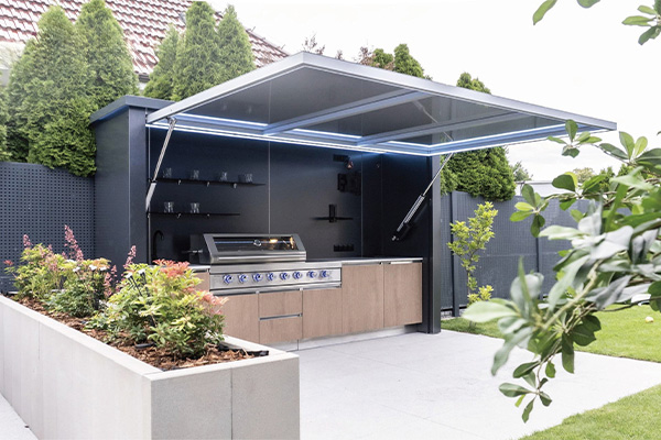 Outdoor Kitchen Case