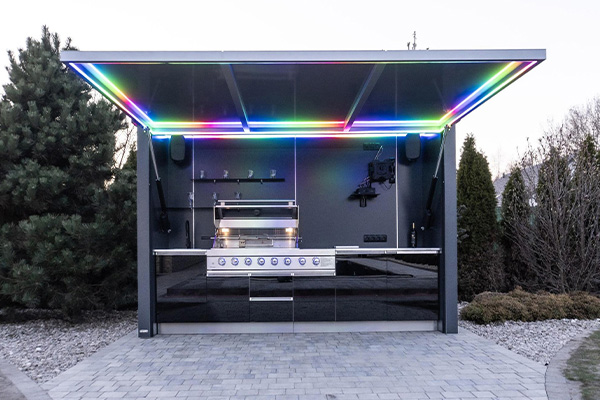 Outdoor Kitchen Case