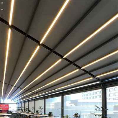 Retractable awnings and windproof roller blinds at the Guangzhou high-altitude open-air restaurant